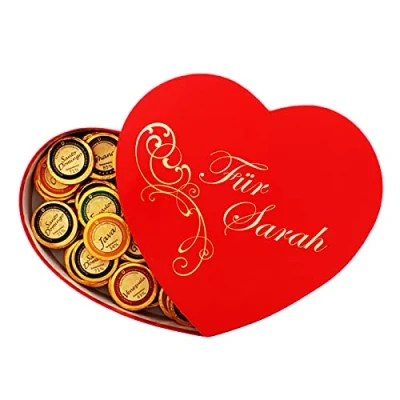 Image de Historia Délice Choco Coeur Personnalisé Avec 480G De Chocolats Du Monde Entier Dans Un Coffret En Forme À Offrir Cadeau Fête Des Mères, D&#039;Anniversaire Ou Pour Une Déclaration D&#039;Amour , 480 G (Lot 1)