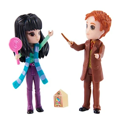 Image de Wizarding World Ensemble d&#039;amitié avec Personnages George Weasley et Cho Chang Poupées de 7,5 cm 2 Accessoires Jouets pour Enfants à partir 6 Ans