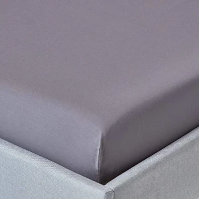Image de HOMESCAPES Drap Housse uni Gris foncé 100% Coton égyptien 200 Fils Matelas épais 140 x 190 cm