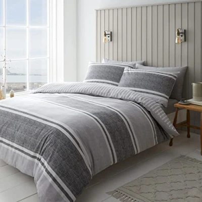Image de Catherine Lansfield Parure de lit réversible avec Housse Couette et taies d&#039;oreiller à Rayures texturées Gris Anthracite King Size
