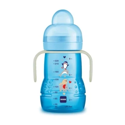 Image de MAM Tasse d&#039;entraînement Night, avec tétine en silicone Skinsoft anti goutte, facile à attraper, poignées qui brillent dans le noir, 4 mois 220 ml, bleu clair
