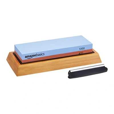 Image de Amazon Basics pierre à aiguiser pour couteaux, double face grain 400/1000 avec base antidérapante en bambou, bleu et rouge