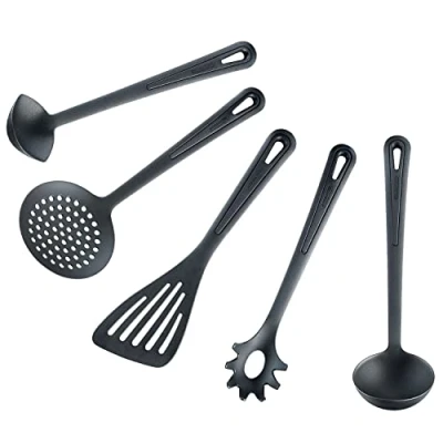 Image de Westmark Ensemble d&#039;Ustensiles de Cuisine 5 pièces : Spatule, Écumoire, Cuillère à Sauce, Louche, Spaghetti, Résistant la chaleur jusqu&#039;à 270C, Plastique, Gentle Plus, Noir, 280022E9