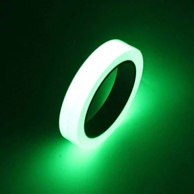 Image de GTIWUNG 10Mx1CM Ruban Autocollant Fluorescent, Glow in The Dark Tape, Adhésif Lumineux Vert Brillant Phosphorescent de Sécurité, Amovible, Imperméable à l&#039;eau, Photoluminescent