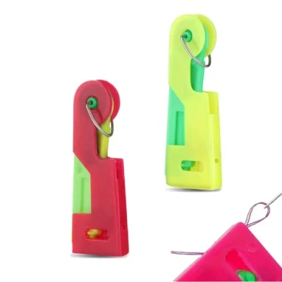 Image de CCLKHY 2 Pcs Enfile Aiguilles, Plastique DIY Fil, Aiguilles en pour Couture, Point de Croix Fil Aiguille à Coudre(Couleur Aléatoire)