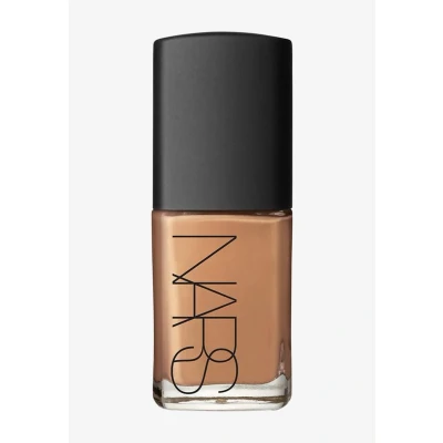 Image de Nars Pur Brillance Base Macao (moyen foncé 4 moyen w/ jaune Nuance) 30ml/29,6ml