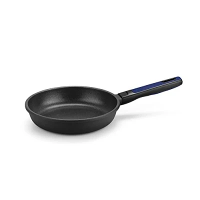 Image de BRA Advanced Poêle 18 cm, Noir,Fonte d’Aluminium avec Revêtement Antiadhésif Teflon Profile Renforcé sans PFOA, Compatible Tous Feux Dont Induction [Exclusivité Amazon]