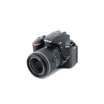 Image de Nikon D5500 + AF P 18 55mm VR Kit d&#039;appareil photo SLR 24,2 MP CMOS 6000 x 4000 pixels Noir Neuf