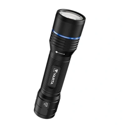 Image de VARTA Lampe Torche LED rechargeable, Night Cutter Pro F20R, pour usage extérieur ou domestique, 1 000 lm, Étanchéité IP67, Aluminium de qualité aéronautique, Mise au point précise, Cordon inclus