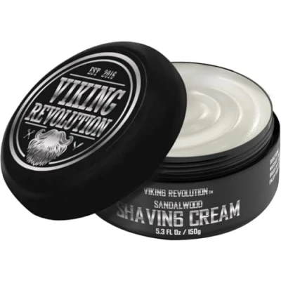 Image de Viking Revolution Creme a Raser Homme Rasage de Luxe Senteur Bois Santal Raser, Lisse et Soyeuse Onctueuse pour le Plus Doux des Rasages 150g