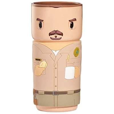 Image de NUMSKULL CosCups Stranger Things Jim Hopper Tasse en céramique avec manchon caoutchouc 400 ml