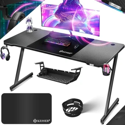 Image de KESSER® Table de Jeu 160 x 60 cm Bureau Gamer en Forme Z Crochet pour Casque et revêtement Carbone d&#039;ordinateur Ergonomique Stable avec Porte gobelet Noir