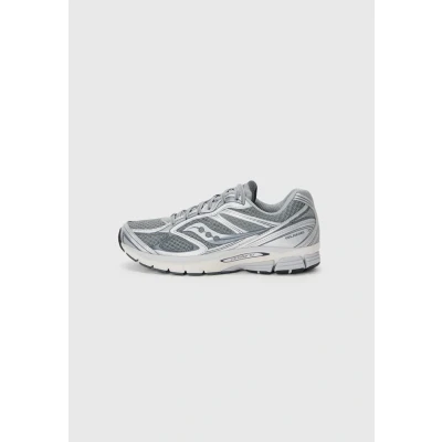 Image de Baskets Saucony Progrid Guide 7