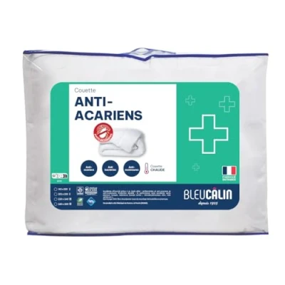 Image de Bleu Câlin Couette Chaude Anti Acariens 240x260 cm, Pour lit 2 personnes, Enveloppe douce microfibre, Fabriquée en France