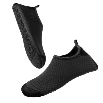 Image de Milaloko Chaussures de Plage Hommes Femmes Léger Pieds Nus d&#039;eau Rapide Sec Respirant Surf Plongée Natation, Noir, 40 41