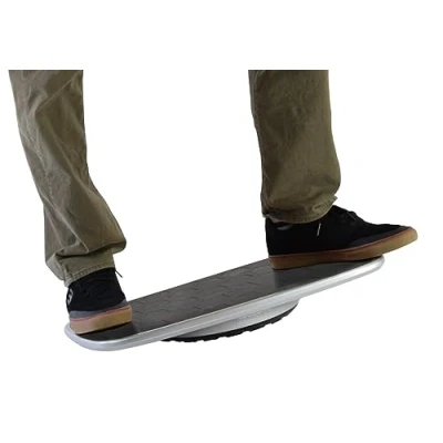 Image de Tableau d&#039;équilibre de bureau debout pour le bureau. Planche en bambou doux avec une gamme complète mouvement