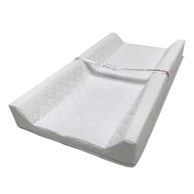 Image de INGENUITY Matelas à langer avec rebords et ceinture de sécurité, imperméable, housse 100% coton incluse