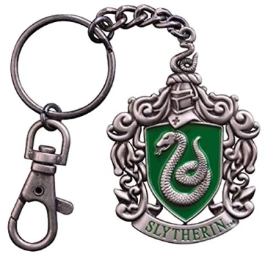 Image de The Noble Collection Porte clés écusson Serpentard de la NN7679 150 x 70 25 cm; 40 grammes Multicolore