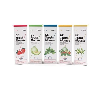 Image de GC Tooth Mousse Dentifrice fraise, vanille, menthe, melon, tutti frutti, Set de dégustation (5 x 40 g)