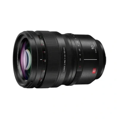 Image de Panasonic Lumix S Pro 50mm F1.4 I Objectif à focale fixe Plein Format X50E (Ultra lumineux F1.4, Bokeh, Portraits, Vidéo, Tropicalisé, certifié Leica) Noir Compatible monture L