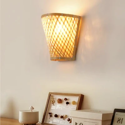 Image de Schindora BohèMe Applique Murale IntéRieure, Bambou Rustique Chambre En Forme De Panier Ferme D’Abat Jour TisséE à La Main E27 Lampe Salle Manger Chevet Maison