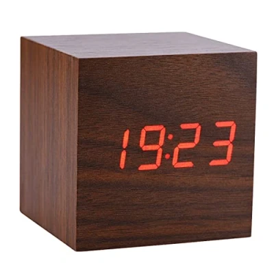 Image de 6x6x6cm en bois électronique numérique horloge de bureau température LED lumières affichage commande vocale trois alarmes mode et toujours lumineux(Bois brun + lumière rouge)