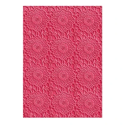 Image de Sizzix Crochet Mandala by Chapter 3 D Textured Impressions Embossing Folder Eileen Hull 665915 Chapitre 2 2022, Papier, Taille Unique