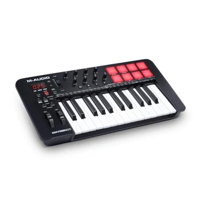 Image de M Audio Oxygen 25 V clavier maître / MIDI USB touches de piano avec pads, modes Smart Chord &amp; Scale, arpégiateur et logiciels inclus