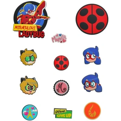 Image de Miraculous Ladybug Pop n&#039; Swop 12 badges assortis coccinelle et chat noir, à clipser standard XXL, compatibles avec les sacs main Swop, sac bandoulière dos (Wyncor),