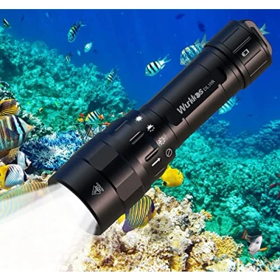 Image de Wurkkos DL10R Lampe de plongée, 4500 Lumen Poche,est livré avec Un Port USB C caché pour Le Chargement Interne, XHP70.2 LED Plongee sous Marine, 5000 mAh