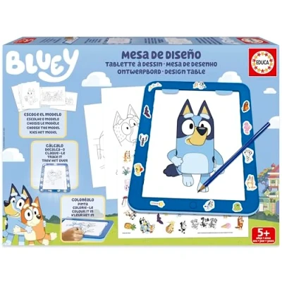 Image de Educa Table Design Bluey. Créez, coloriez et décorez avec la Nouvelle Tablette à Dessin Lumineuse Bluey, Plus de 25 modèles, A partir 5 Ans (20005)
