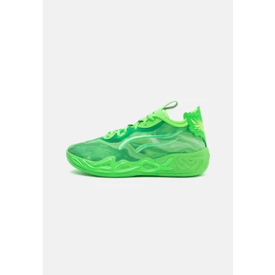 Image de PUMA MB.04 Lo Team Basketball Chaussures Unisex, Chaussures, Vert Glare/Fizzy Light, 40