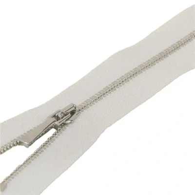 Image de Fermeture non séparable maille fine argent blanc Taille 40cm