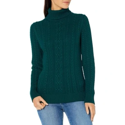 Image de Amazon Essentials Pull Col Roulé en Maille Torsadée Style Irlandais (Grandes Tailles Disponibles) Femme, Vert Forêt, S
