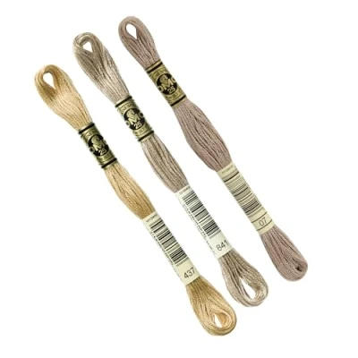 Image de DMC Lot de 3 échevettes assortiment BEIGE col. 437 841 07, Fil à broder Mouliné 117MC, 100% coton S&#039;adapte toutes techniques et tous supports, idéal point croix