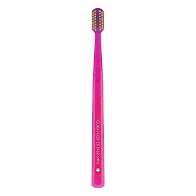 Image de Curaprox Zahnbürste CS 5460 Ortho Handzahnbürste mit Spezialschnitt für Zahnspangen Ultra Soft CUREN Borsten Rot Grün