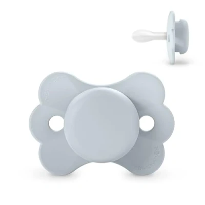 Image de Suavinex, Sucette Bébé 0/6 Mois, avec Tétine Symétrique SX Pro en Silicone, Réversible, Plate, Flexible, Respecte le Développement Buccodentaire, Nouveau né, Wonderland Bleu Uni