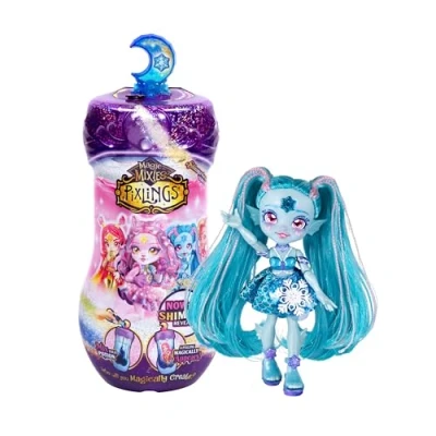 Image de Magic Mixies Pixlings Shimmerverse Series, Create &amp; Mix Potion to Magically Reveal Marena The Ice Siraid, Cette belle poupée Pixling Fashion de 16,5 cm apparaît à l&#039;intérieur la