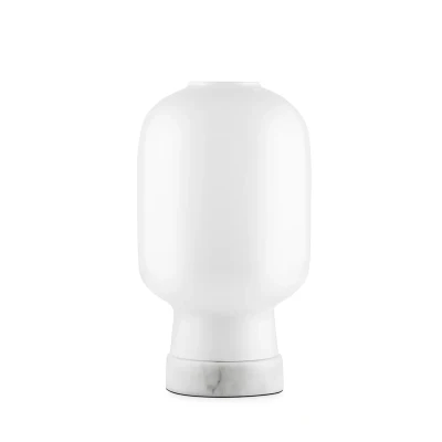 Image de Normann Copenhagen Lampe de table Amp blanc