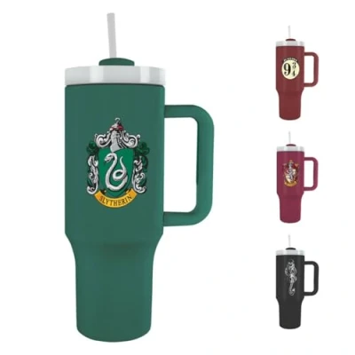Image de Pyramid International Harry Potter Gobelet de 1200 ml avec paille et couvercle, isolation sous vide avancée à double paroi, garantit que les boissons froides pendant 11 heures chaudes jusqu&#039;à 7