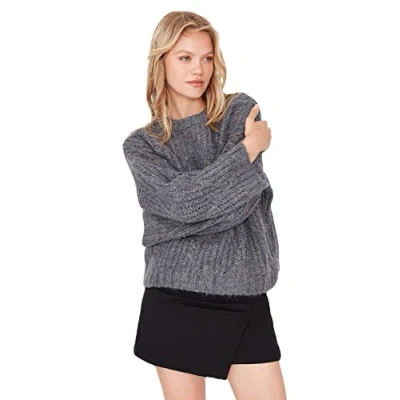 Image de Trendyol Pull Oversize uni à col Rond Maillot de survêtement, Anthracite, M Femme