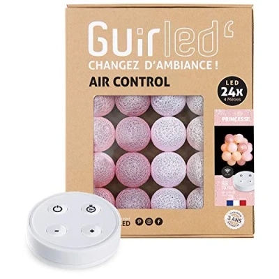 Image de GuirLED Guirlande lumineuse boules coton LED USB Télécommande sans fil Veilleuse bébé 2h Adaptateur secteur double 2A inclus 4 intensités 24 2.4m Princesse