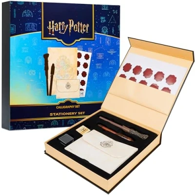 Image de Harry Potter Coffret Papier À Lettre Poudlard, Ensemble Papeterie Complet avec Stylo Calligraphie, Bloc Note, Enveloppes, Stickers Sceau, Tampon Enfant Et Magique Encre Invisible