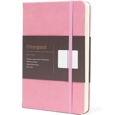 Image de Ottergami Bullet Journal Pointillé A5, 144 Pages, Sable Carnet de Notes A5 Cuir Vegan, 15x21 cm, Papier 150g/m², Couverture Rigide, Élastique, Poche Intérieure Cahier en The Pro