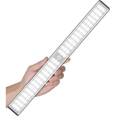 Image de Sous les lumières du cabinet, Éclairage de placard avec détecteur mouvement 78 LED, Éclairages d&#039;armoire rechargeable sans fil, nuit magnétique autocollant, partout