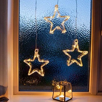 Image de Décoration Lumineuse LED à Piles Etoiles Suspendre pour Fenêtre par Lights4fun
