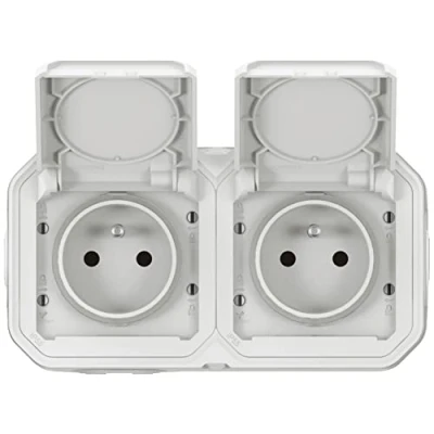 Image de LEGRAND Prise Etanche Double IP55 avec Terre Plexo 2P+T 16A Complète Volet Pour Pose En Apparent Montage Horizontal Fabriqué France Blanc