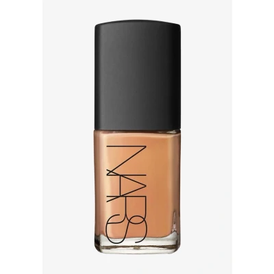 Image de NARS Sheer Glow Foundation Cadiz (Medium Dark 3 Medium w/ Caramel &amp; Red Undertones) 30ml