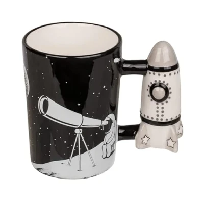 Image de Out of the blue KG Astronautes tasse avec poignée fusée, spatiale, noir/blanc, en céramique, dans un emballage cadeau.