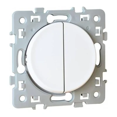 Image de Double va et vient Square 1 poste 10AX 250V Blanc